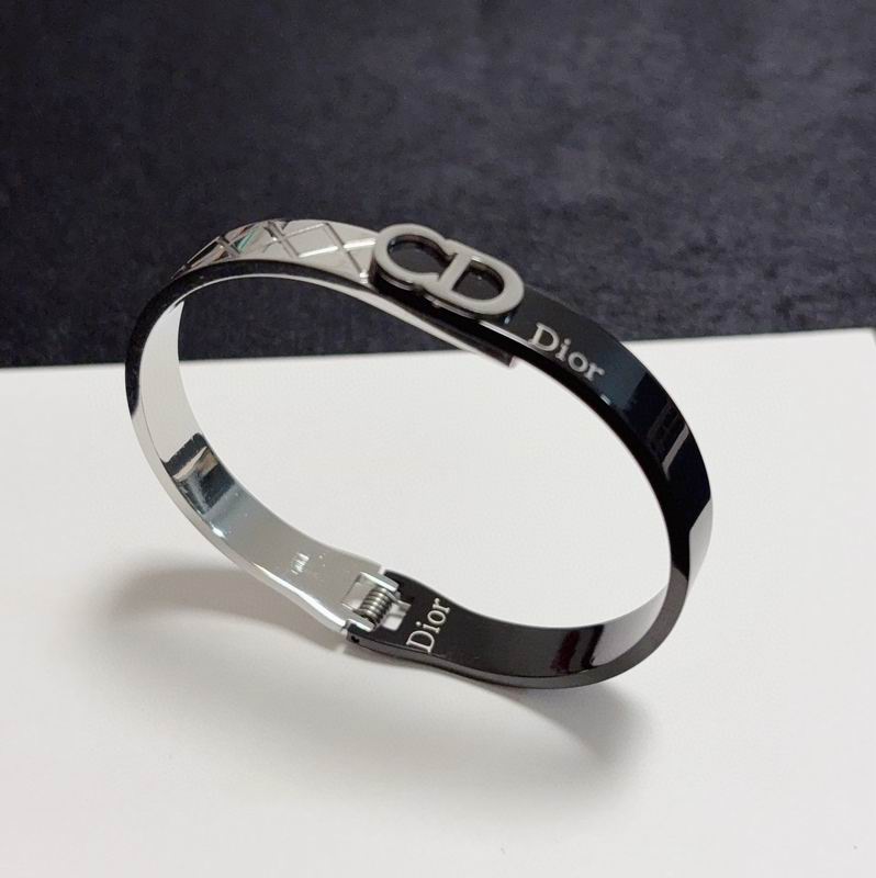 Dior Bracelet 10yxx39